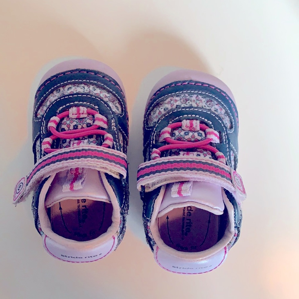 Baby girl stride rite shoes